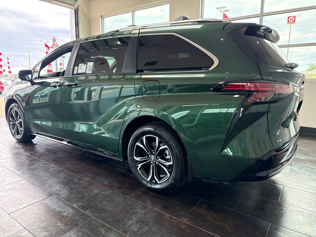 2026 Toyota Sienna Platinum