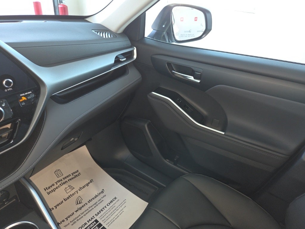 2026 Toyota Highlander Hybrid XLE