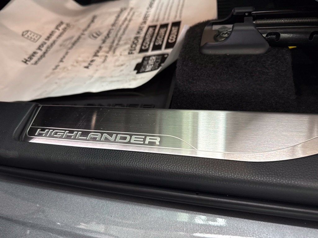 2026 Toyota Highlander Platinum