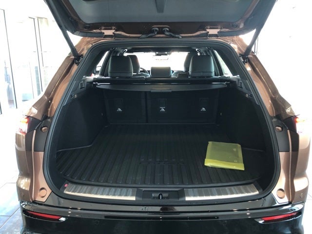 2025 Toyota Toyota Crown Signia Limited