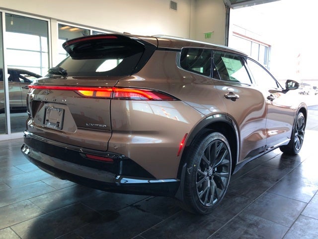 2025 Toyota Toyota Crown Signia Limited