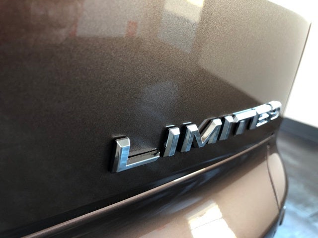 2025 Toyota Toyota Crown Signia Limited