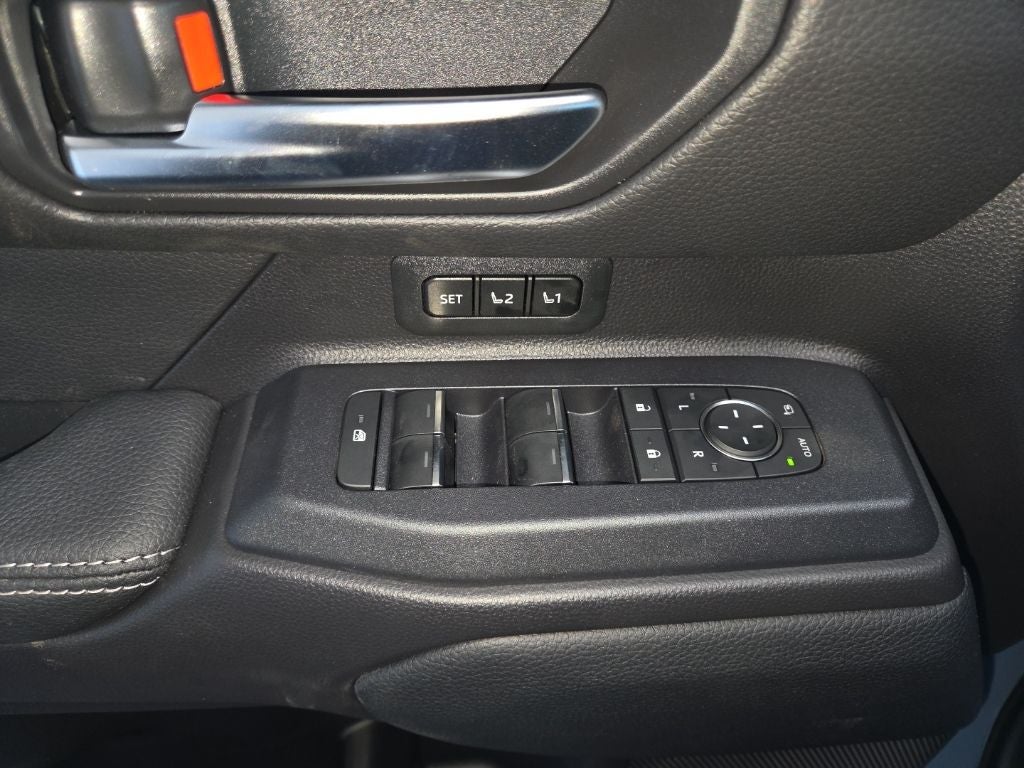 2026 Toyota Land Cruiser 4WD (Natl)