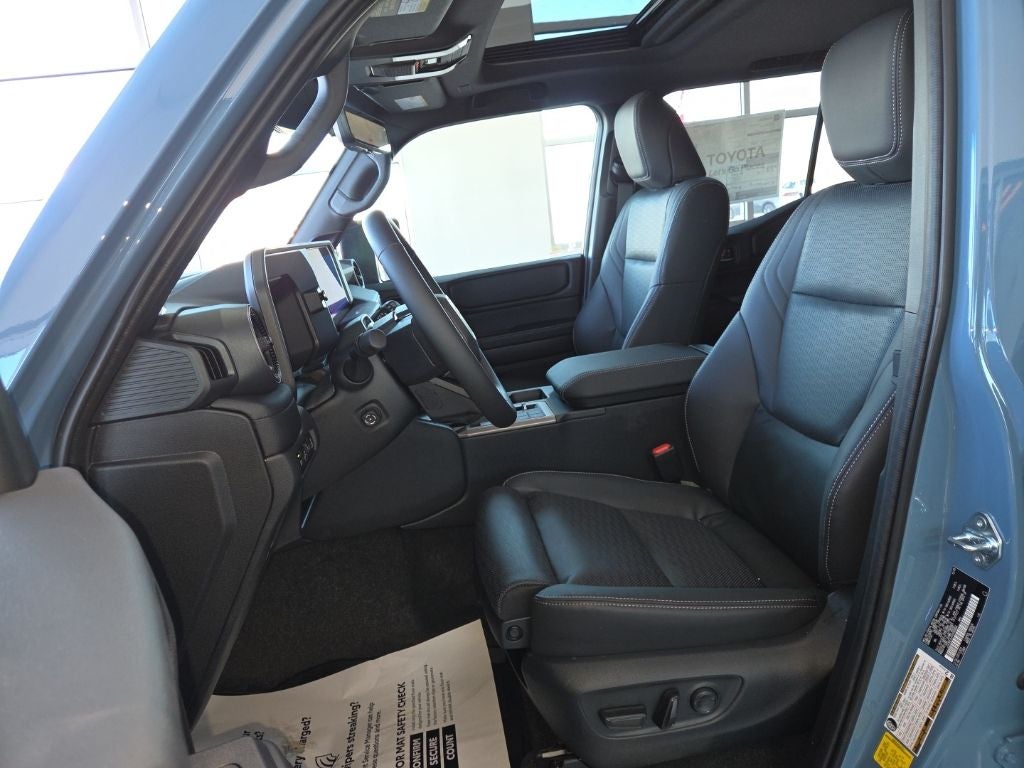 2026 Toyota Land Cruiser 4WD (Natl)