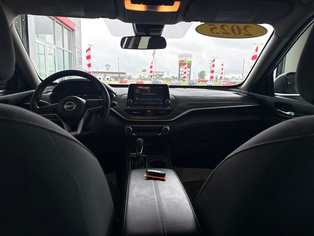 2025 Nissan Altima 2.5 SV