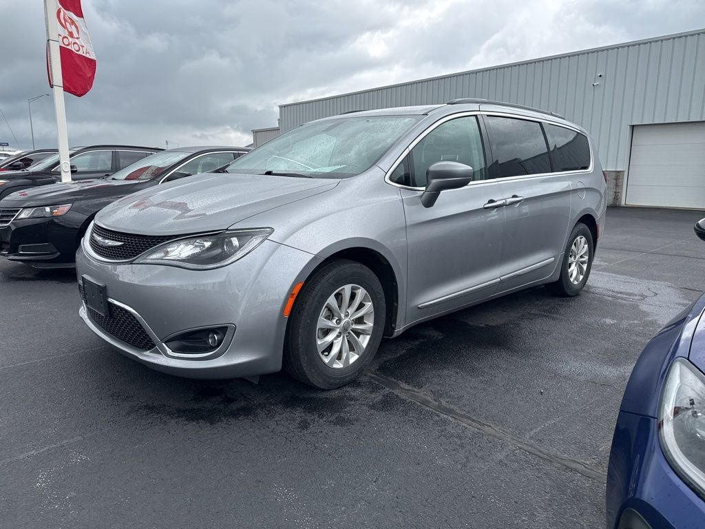 2017 Chrysler Pacifica Touring L