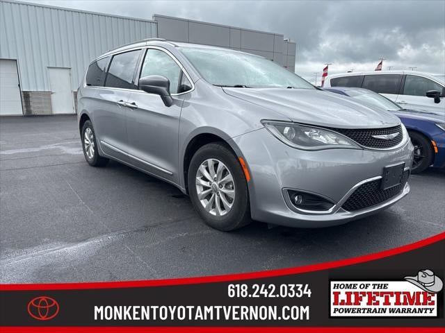 2017 Chrysler Pacifica Touring L