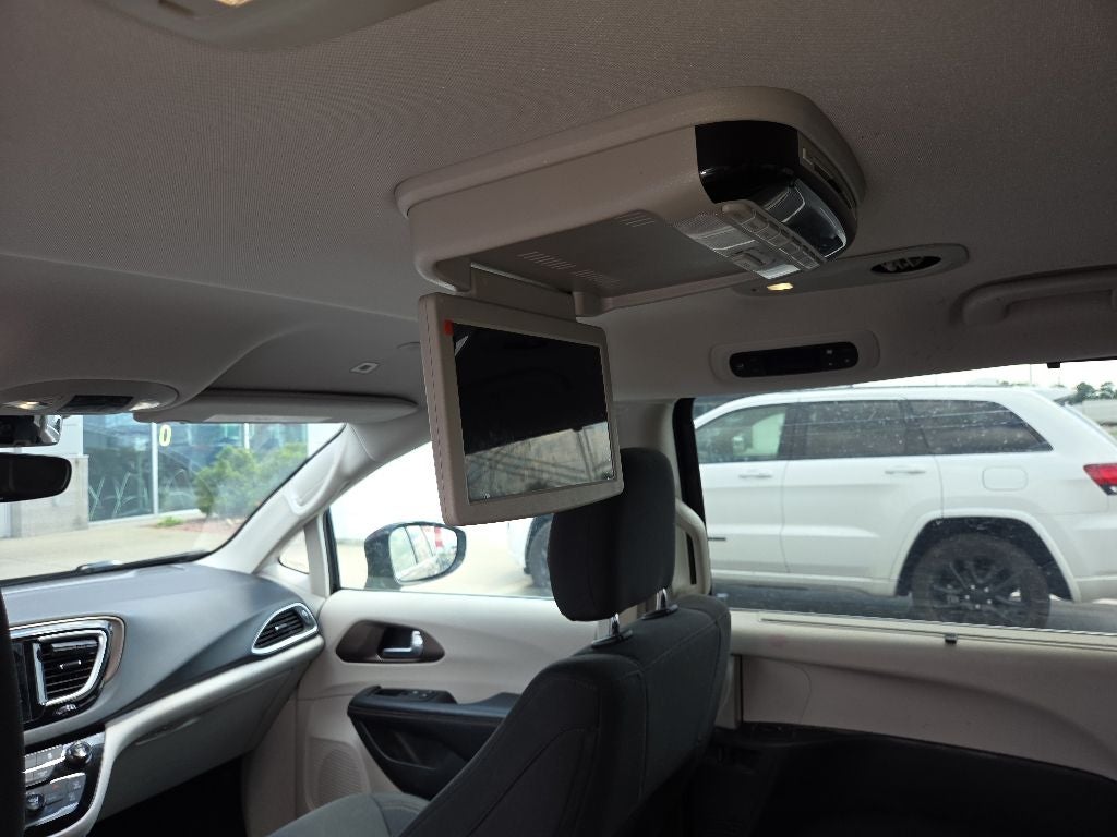 2019 Chrysler Pacifica Touring Plus