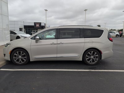 2020 Chrysler Pacifica Limited