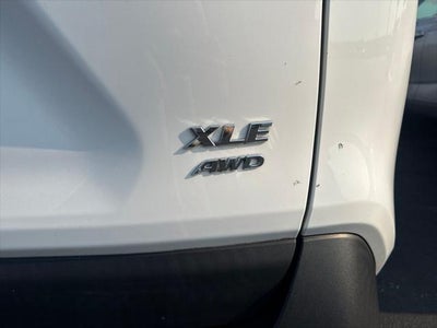 2021 Toyota RAV4 XLE
