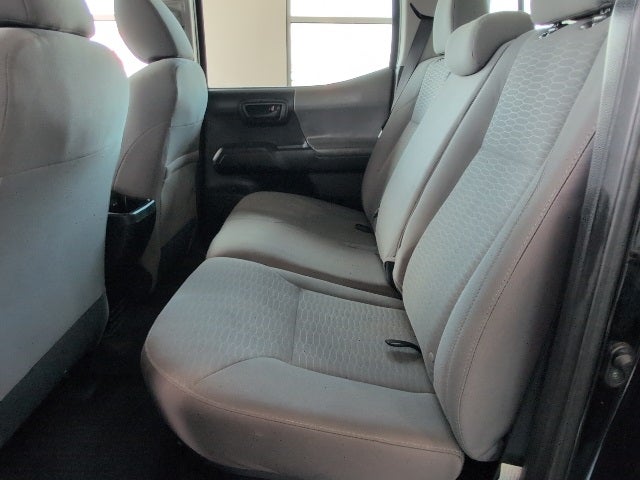 2016 Toyota Tacoma SR