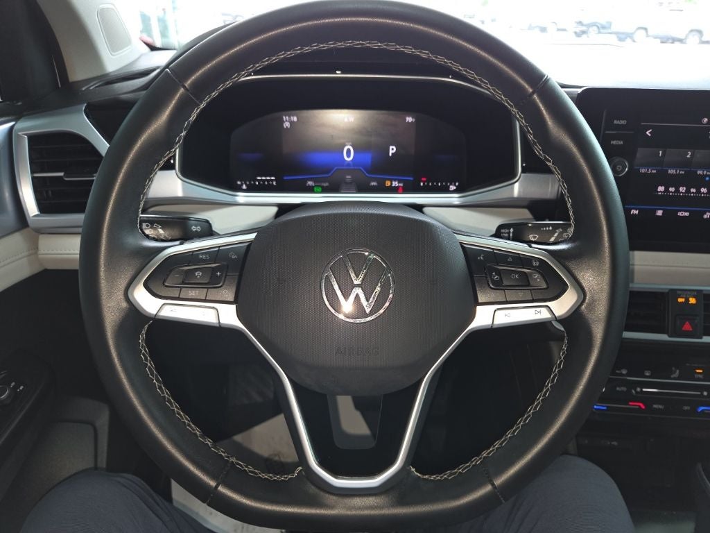 2025 Volkswagen Taos 1.5T SE