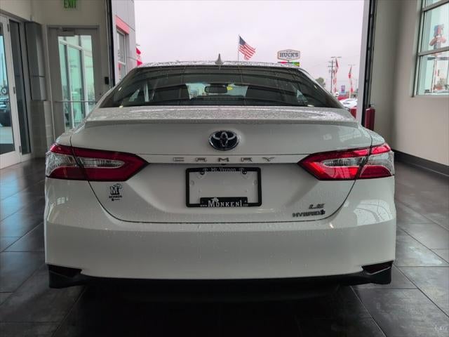 2018 Toyota Camry Hybrid LE