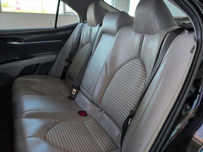 2020 Toyota Camry Hybrid SE