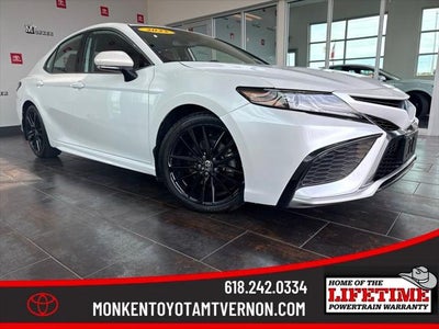 2022 Toyota Camry Hybrid XSE