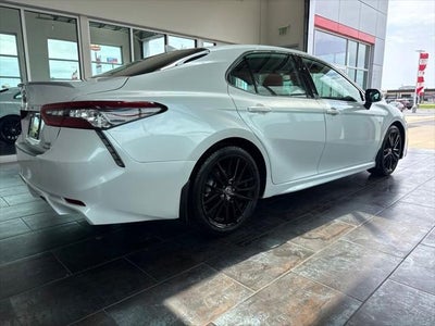 2022 Toyota Camry Hybrid XSE