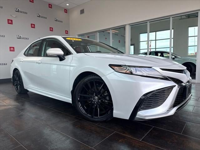 2022 Toyota Camry Hybrid XSE