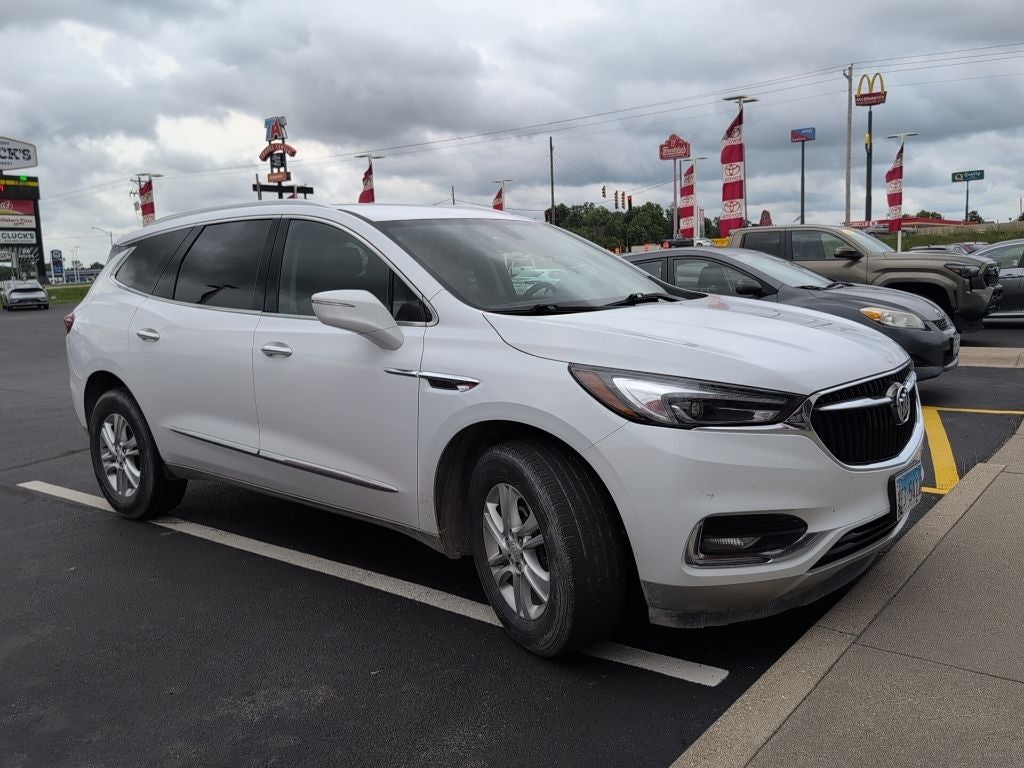 2020 Buick Enclave Essence