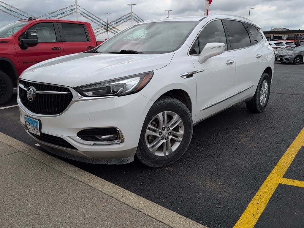 2020 Buick Enclave Essence