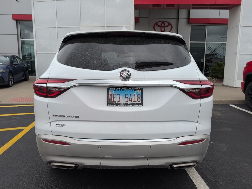 2020 Buick Enclave Essence