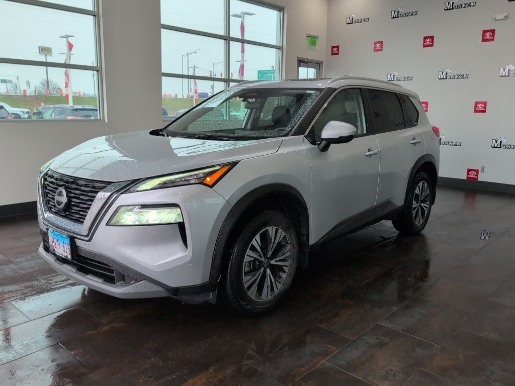 2022 Nissan Rogue SV