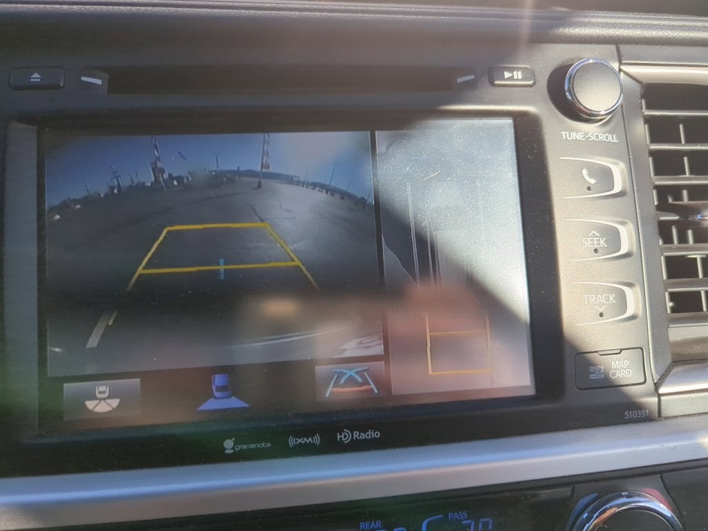 2019 Toyota Highlander Limited Platinum