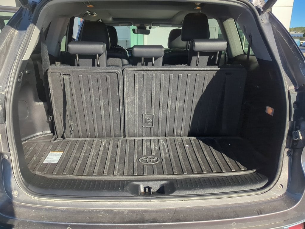 2019 Toyota Highlander Limited Platinum