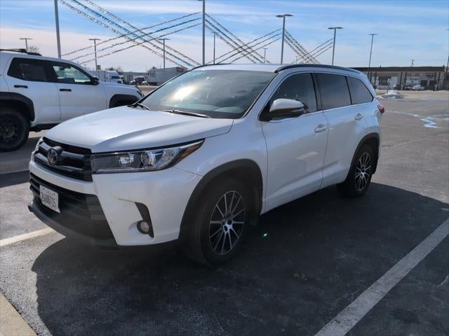 2018 Toyota Highlander SE