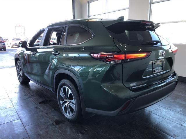 2024 Toyota Highlander XLE