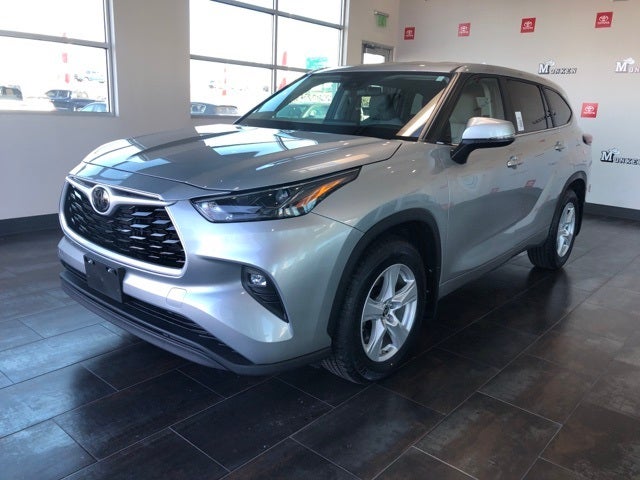 2024 Toyota Highlander LE