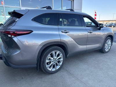 2026 Toyota Highlander Hybrid Limited