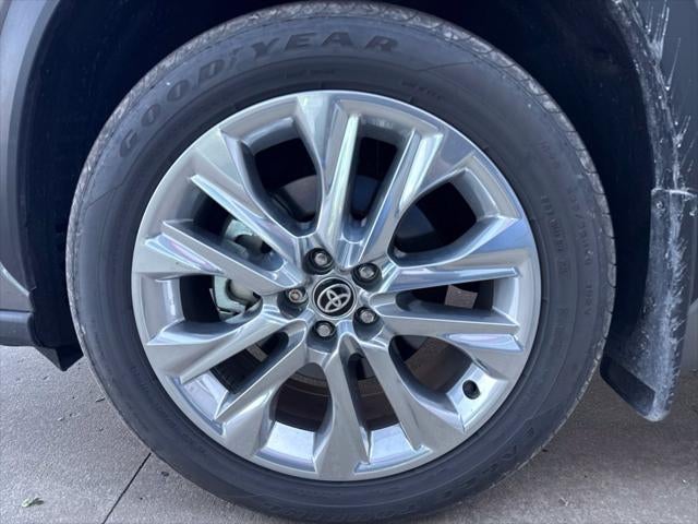 2026 Toyota Highlander Hybrid Limited