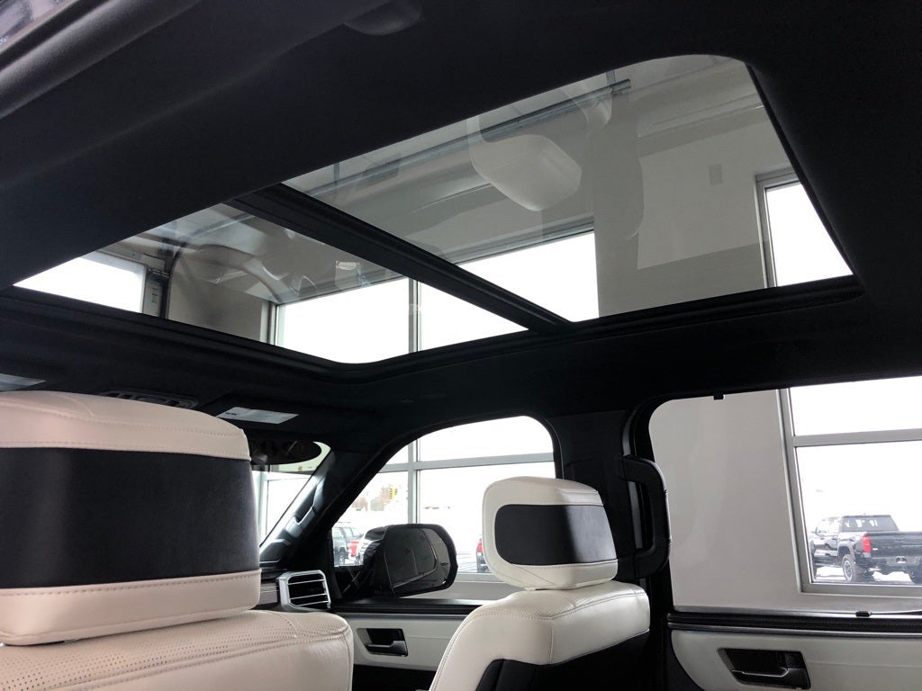 2023 Toyota Tundra Hybrid Capstone