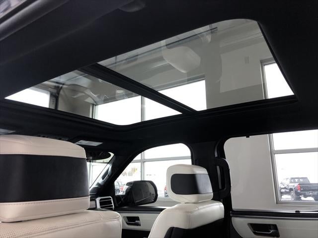 2023 Toyota Tundra Hybrid Capstone