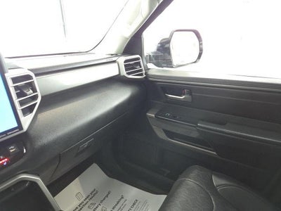 2023 Toyota Sequoia SR5