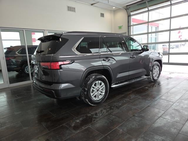 2023 Toyota Sequoia SR5