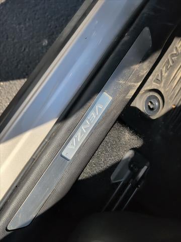 2023 Toyota Venza Limited