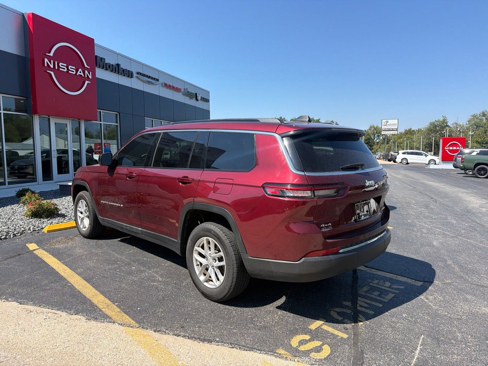 2025 Jeep Grand Cherokee L Laredo