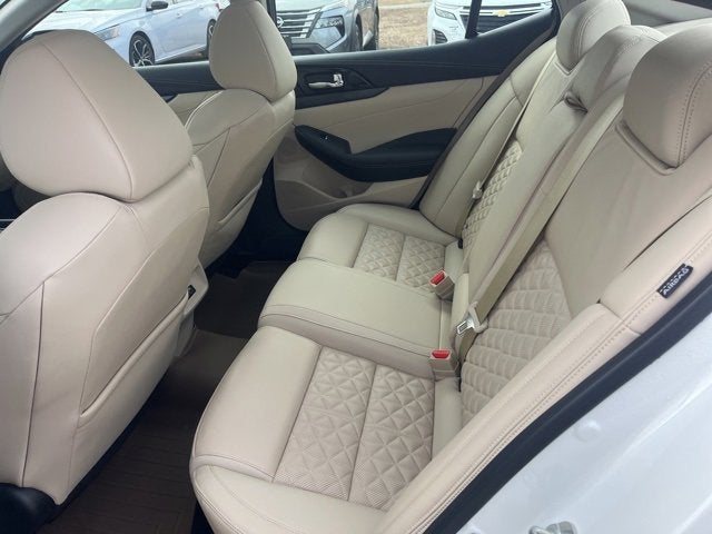 2020 Nissan Maxima Platinum