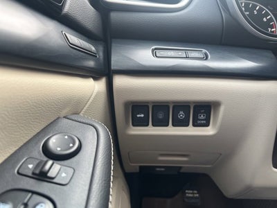 2020 Nissan Maxima Platinum