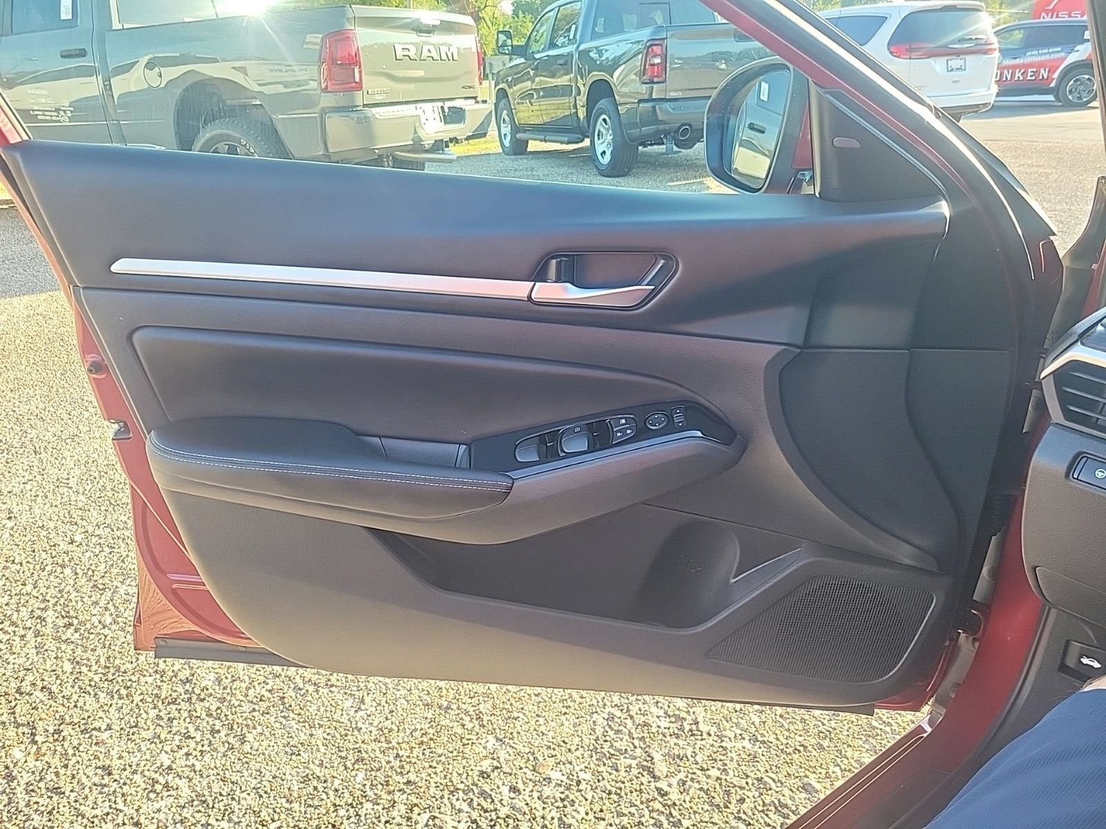 2025 Nissan Altima SL