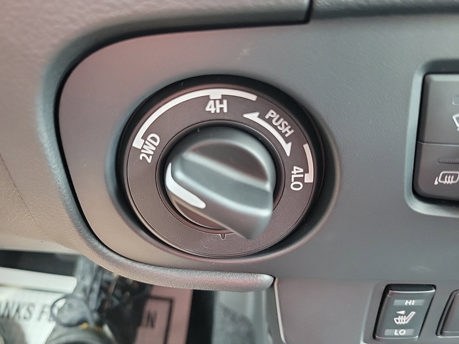 2027 Nissan Frontier Crew Cab SV