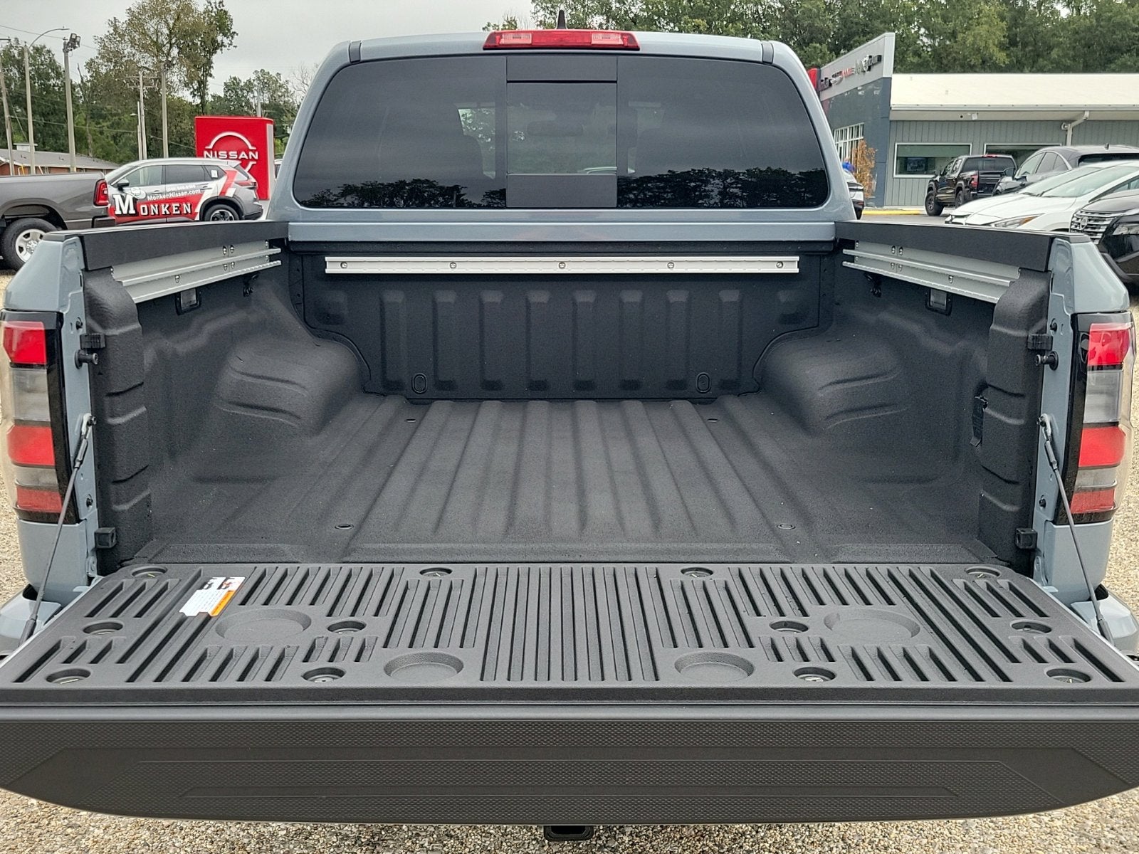 2027 Nissan Frontier Crew Cab SV