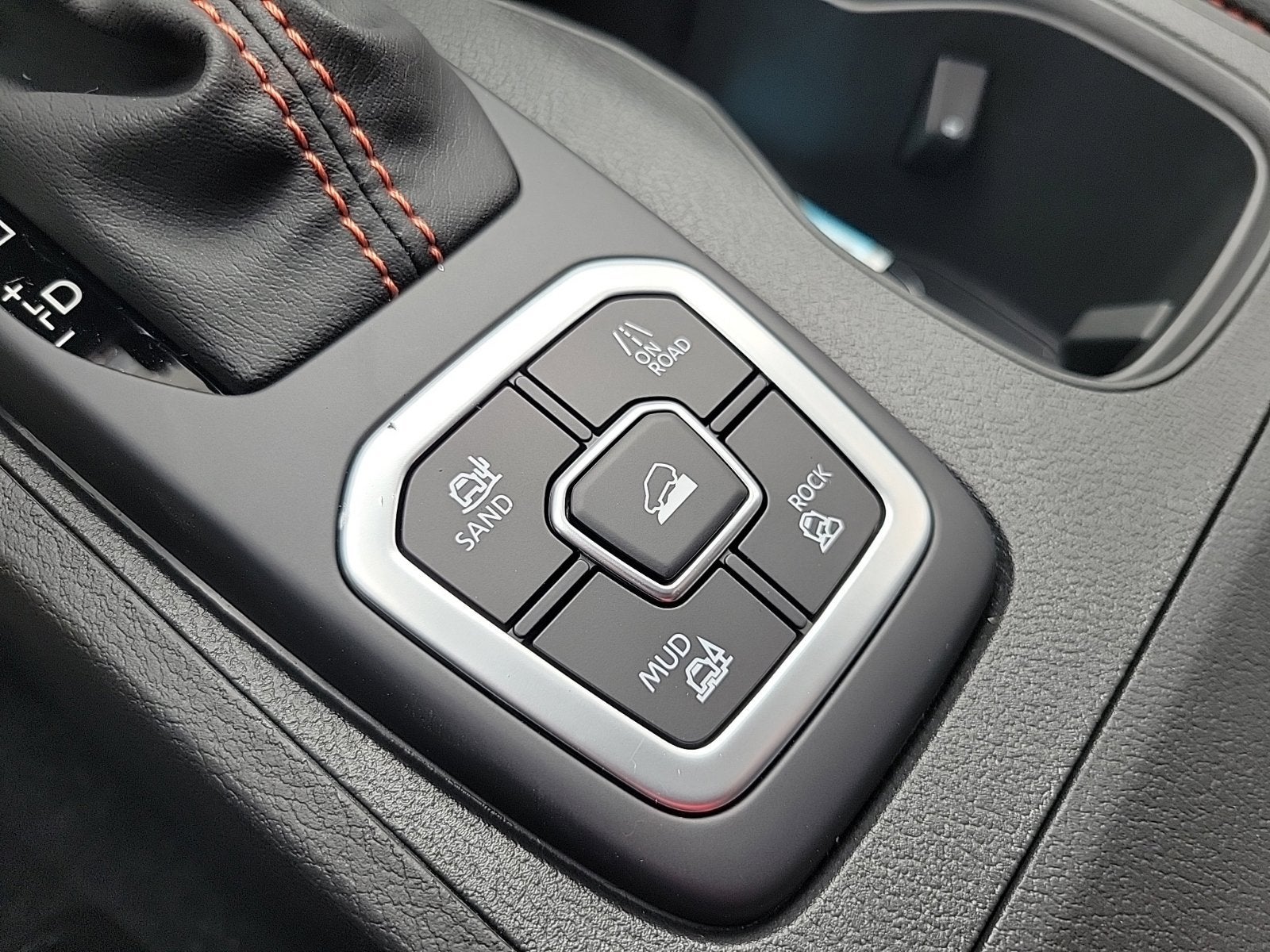 2027 Nissan Frontier Crew Cab PRO-4X®