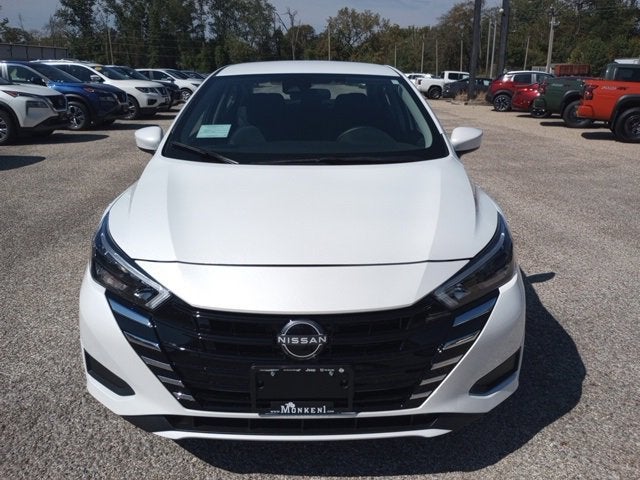 2025 Nissan Versa SV