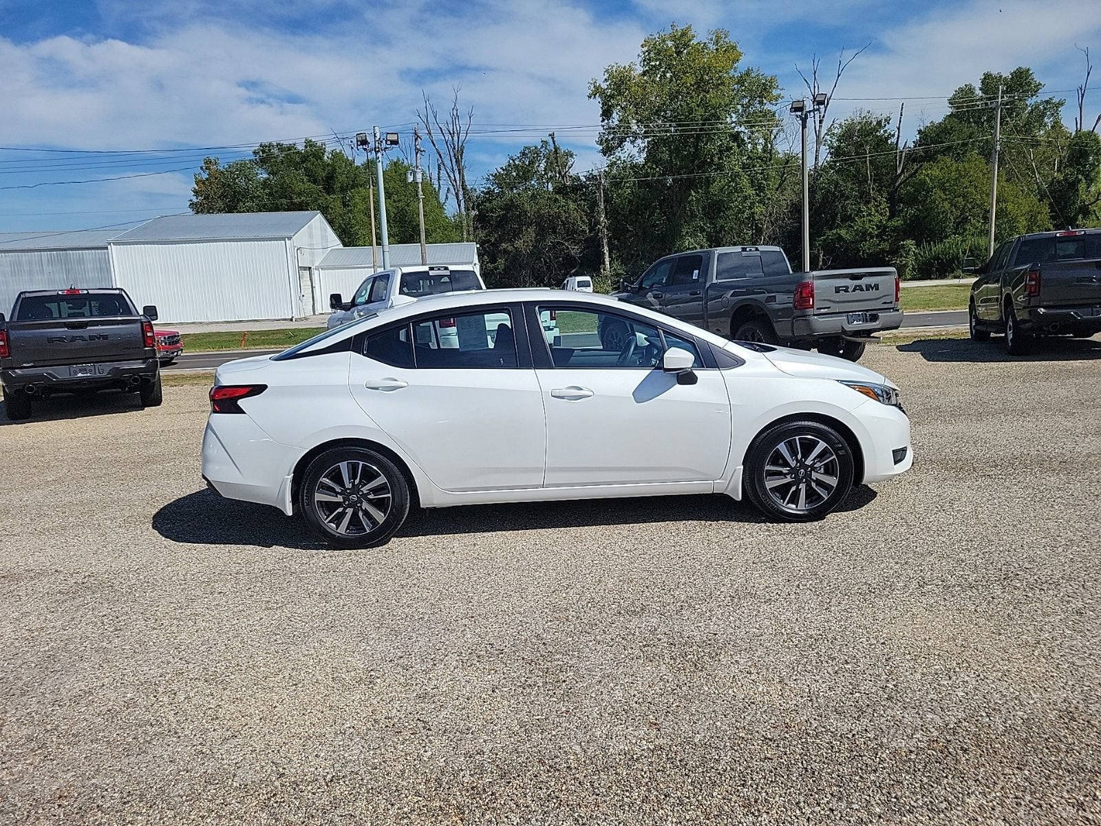 2025 Nissan Versa SV
