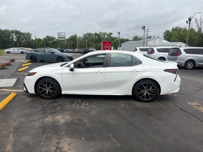 2021 Toyota Camry SE