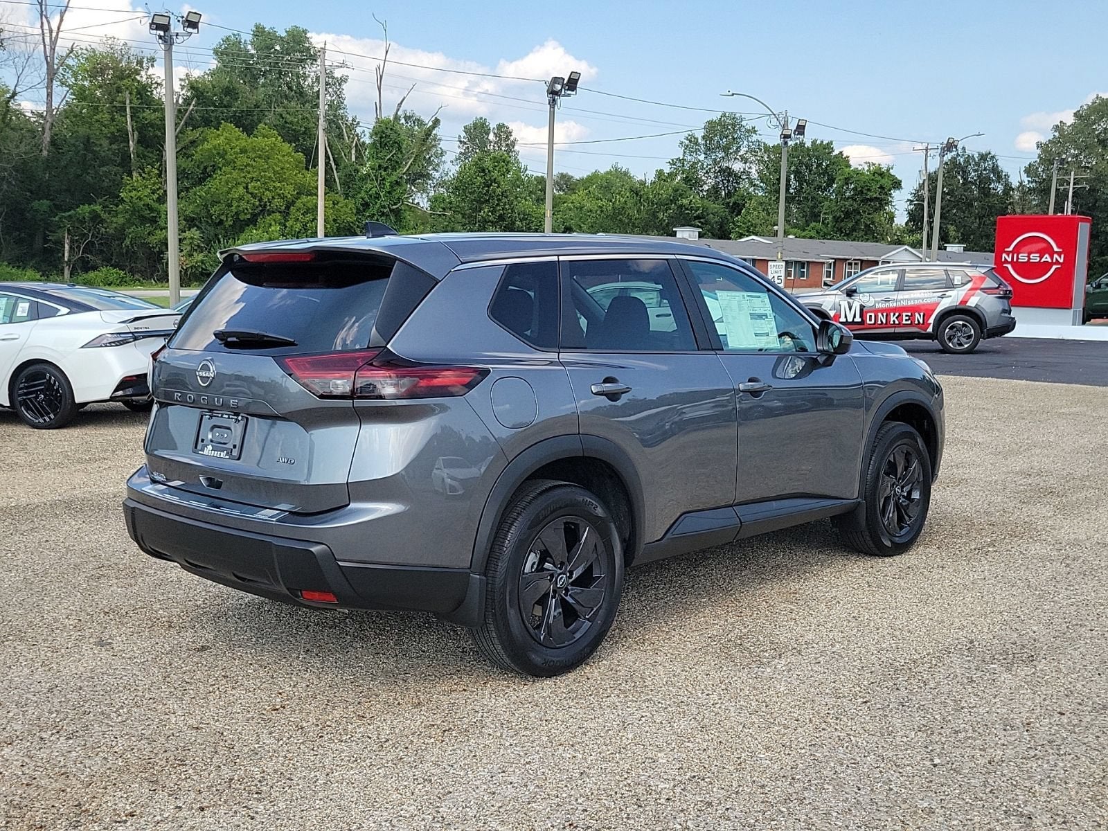 2026 Nissan Rogue SV