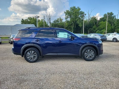 2026 Nissan Pathfinder SV