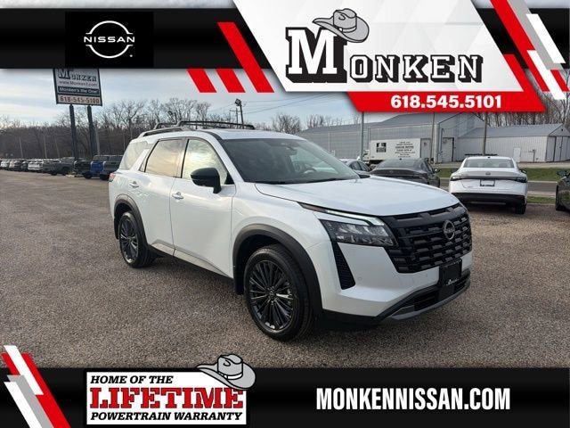 2026 Nissan Pathfinder SL